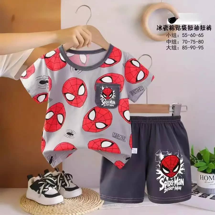 ست تیشرت شلوارک پسرانه طرح Spider-Man مارول با تیشرت خاکستری و شلوارک تیره — کد 98458 فروشگاه نی نی قشم